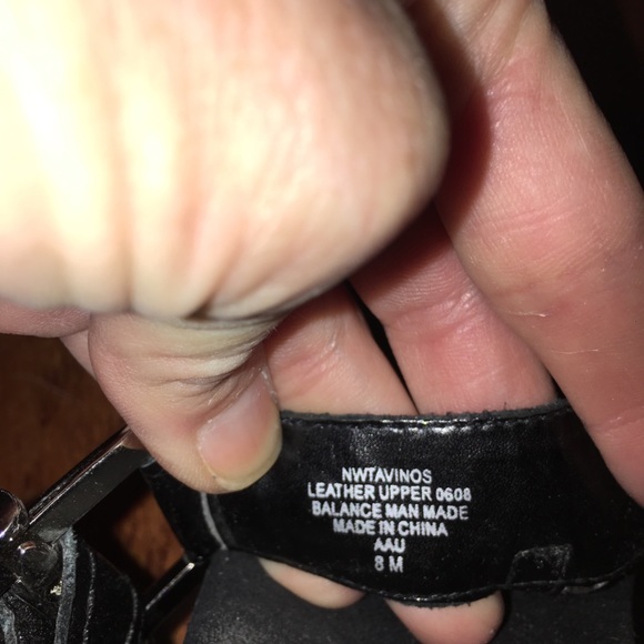 Black leather wedges Sz 8. Nine West - Picture 4 of 4